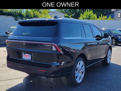 Used 2025 Lincoln Navigator Black Label AWD/4WD image 4