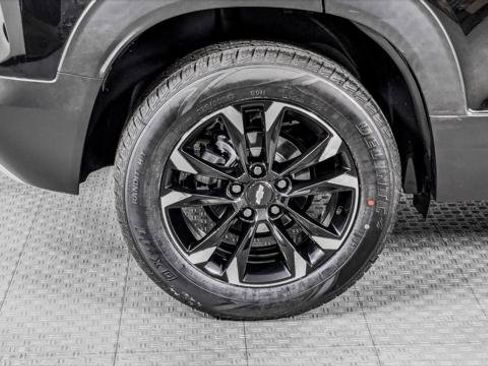 Used 2023 Chevrolet TrailBlazer LT w/ Convenience Package AWD/4WD image 35