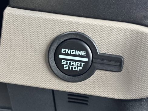 Used 2022 Ford Bronco Wildtrak image 28