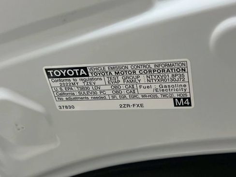 Used 2022 Toyota Prius Prime XLE FWD image 33