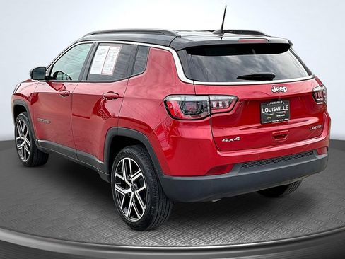 Used 2025 Jeep Compass Limited AWD/4WD image 5