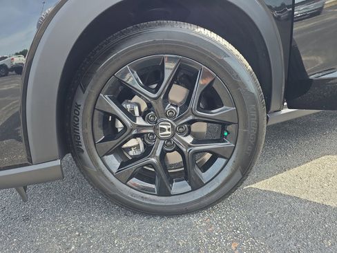 Certified 2025 Honda HR-V Sport image 28