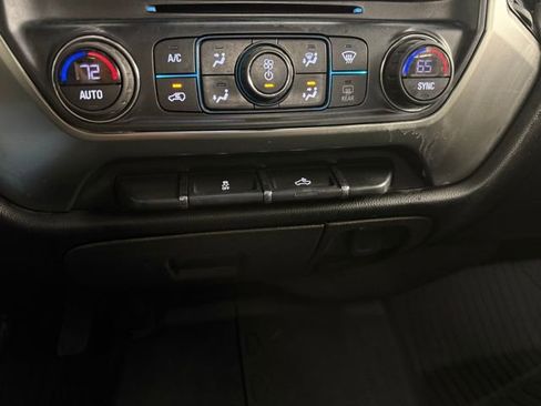 Used 2018 Chevrolet Silverado 1500 LT w/ Texas Edition image 24