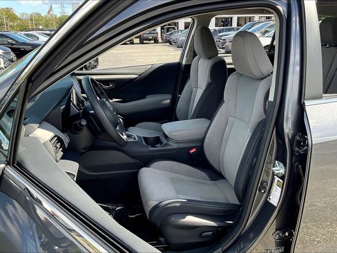 Certified 2023 Subaru Outback Premium image 8