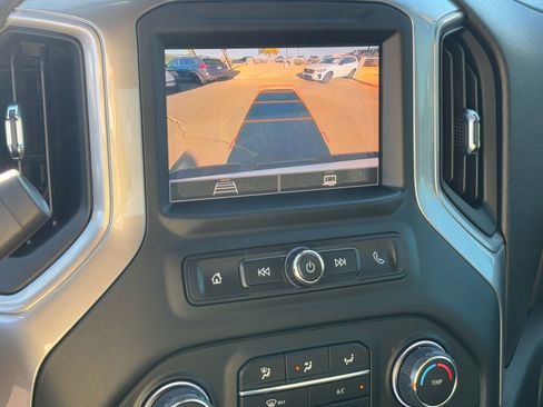 Used 2024 Chevrolet Silverado 2500 Custom w/ Custom Value Package image 25