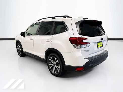 Used 2022 Subaru Forester Limited AWD/4WD image 7