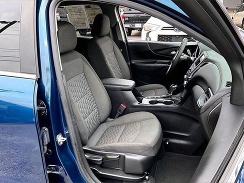 Used 2021 Chevrolet Equinox LT image 27