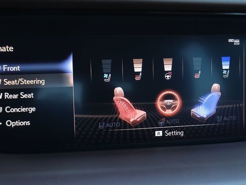 Used 2018 Lexus LS 500 w/ Interior Upgrade Package image 27