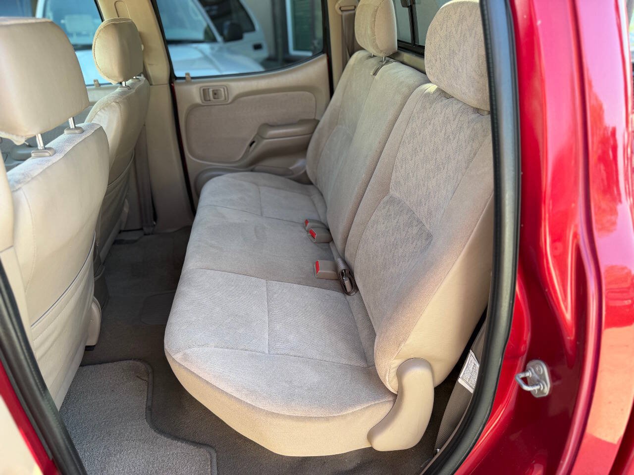 Used 2004 Toyota Tacoma PreRunner RWD image 16