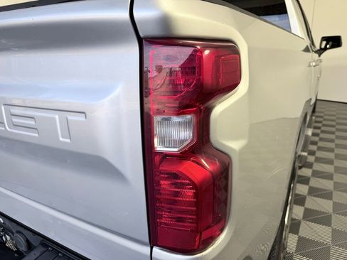 Used 2019 Chevrolet Silverado 1500 LT w/ Texas Edition image 26