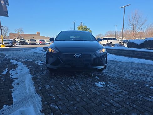 Used 2019 Hyundai Ioniq Blue image 9