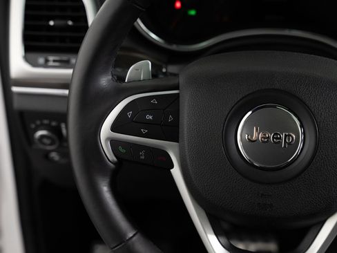 Used 2016 Jeep Grand Cherokee High Altitude AWD/4WD image 30