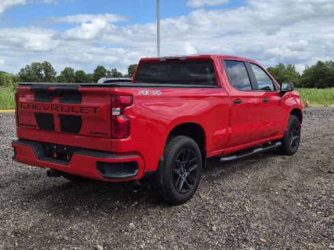 Used 2024 Chevrolet Silverado 1500 Custom w/ Rally Edition AWD/4WD image 4