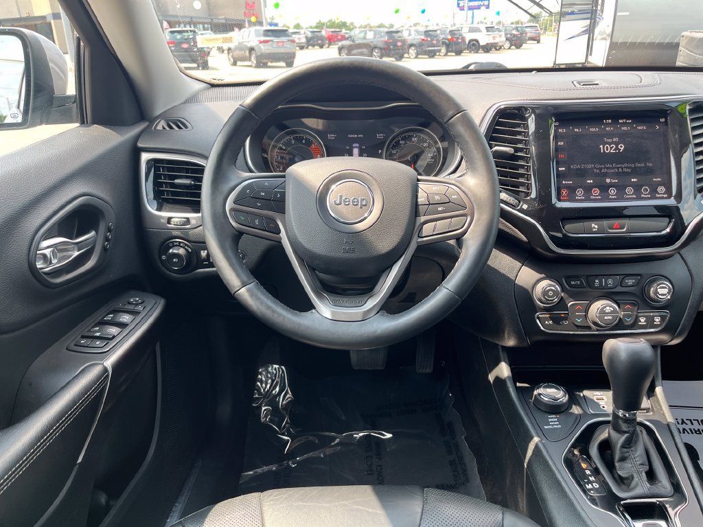 Used 2019 Jeep Cherokee Limited AWD/4WD image 18