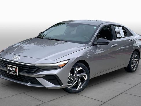 Used 2025 Hyundai Elantra Sport w/ Cargo Package FWD image 1