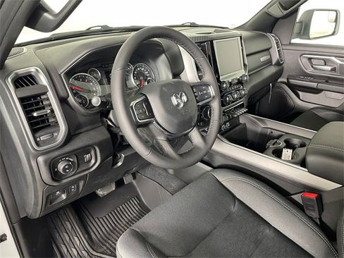 New 2026 RAM 1500 4x4 Crew Cab image 2