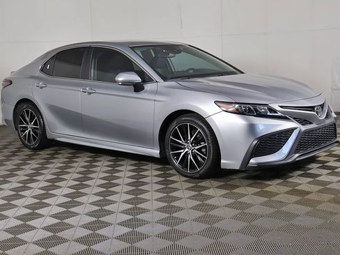 Used 2023 Toyota Camry SE w/ Convenience Package FWD image 44