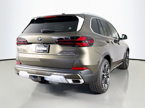 New 2026 BMW X5 sDrive40i w/ Climate Comfort Package image 7