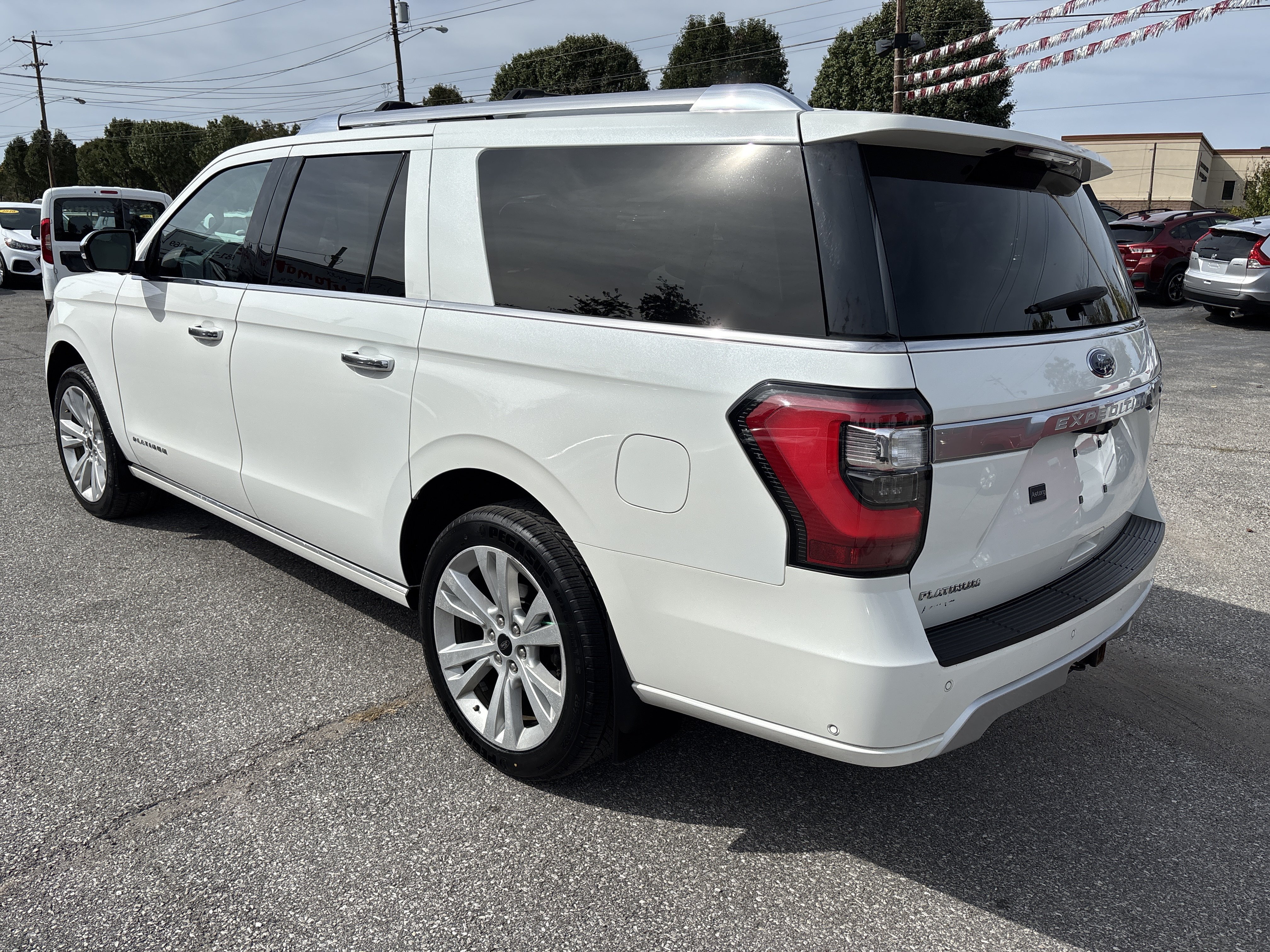 Used 2020 Ford Expedition Max Platinum AWD/4WD image 5