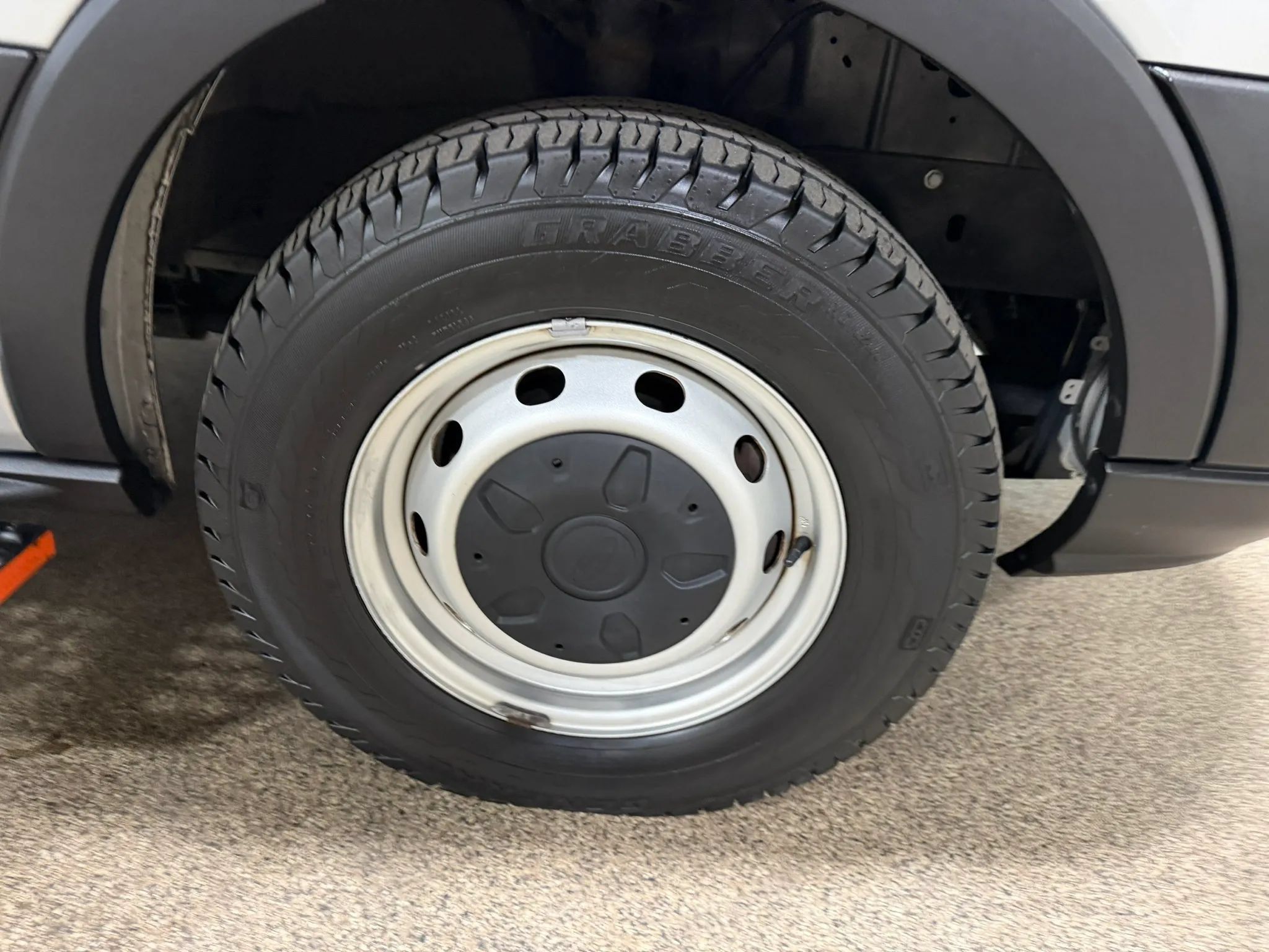 Used 2019 Ford Transit 250 148 Medium Roof RWD image 64