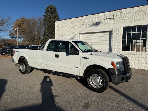 Used 2014 Ford F150 XL w/ Equipment Group 101A Mid image 3