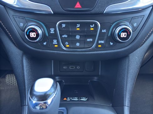 Used 2021 Chevrolet Equinox Premier image 27