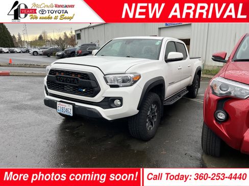 Certified 2022 Toyota Tacoma TRD Off-Road w/ TRD Premium Off Road Package image 1