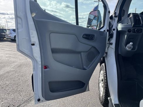 Used 2016 Ford Transit 350 XLT RWD image 12