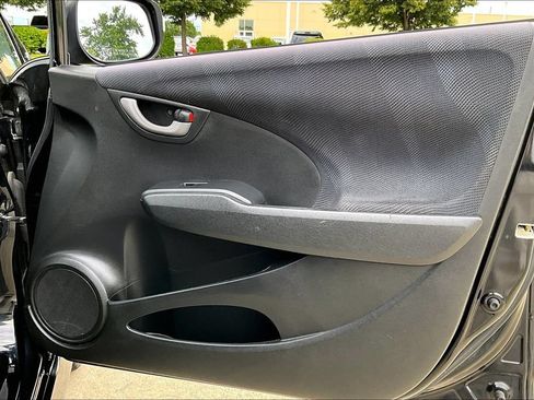 Used 2010 Honda Fit Sport image 23