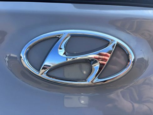 Used 2023 Hyundai Kona SE FWD image 25