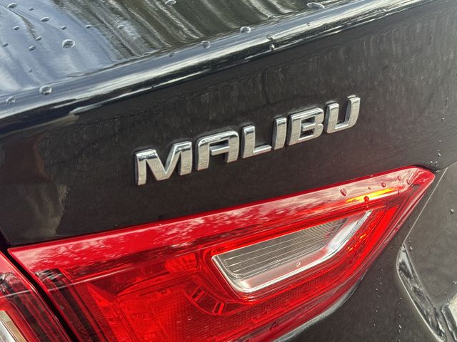 Used 2025 Chevrolet Malibu LT FWD image 14