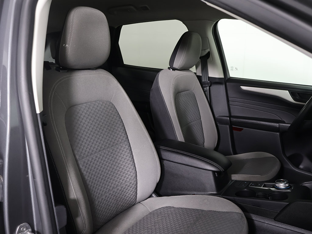Used 2022 Ford Escape SE w/ Convenience Package FWD image 25