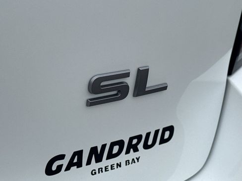 New 2026 Nissan Armada SL w/ Captain's Chari Seat Package AWD/4WD image 8