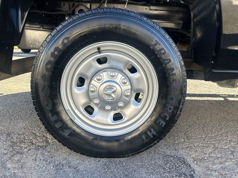 Used 2023 RAM 2500 Tradesman image 31