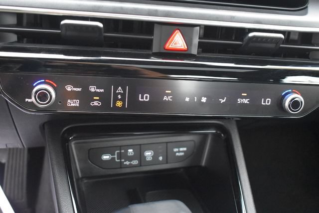Certified 2025 Kia K5 GT-Line w/ GT-Line Premium Package AWD/4WD image 31