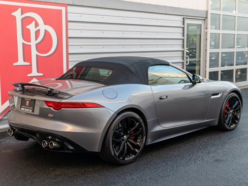Used 2014 Jaguar F-TYPE S RWD image 31