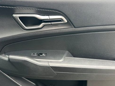 Used 2024 Kia Sportage LX image 20