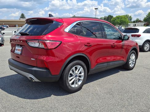 Used 2020 Ford Escape SE AWD/4WD image 6
