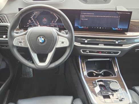 Used 2026 BMW X7 xDrive40i AWD/4WD image 27