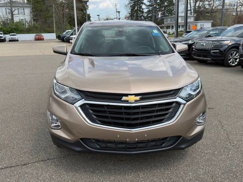 Used 2019 Chevrolet Equinox LT FWD image 3