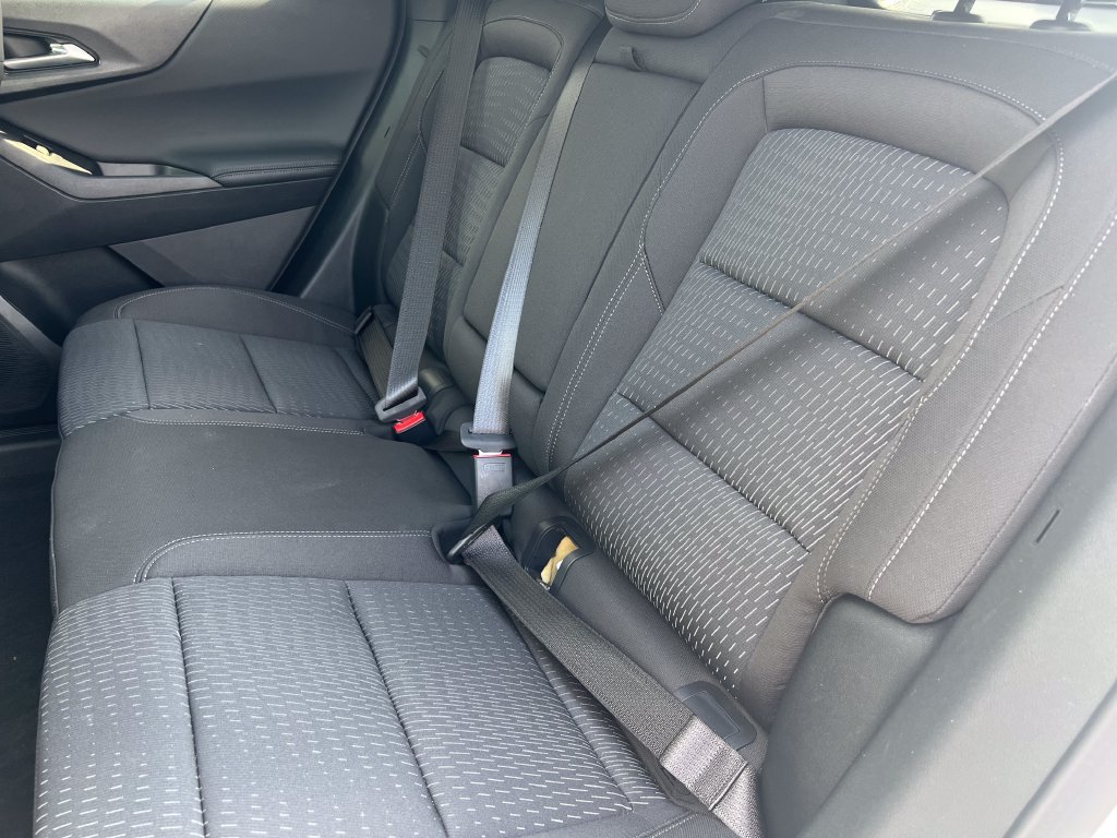 Used 2026 Chevrolet Equinox LT AWD/4WD image 14