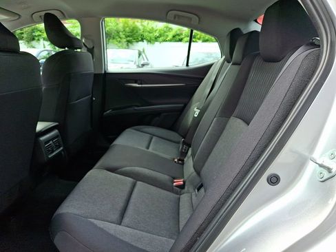 Used 2025 Toyota Camry LE FWD image 10