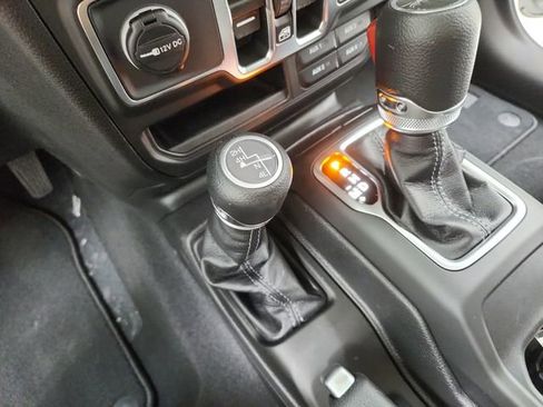 New 2026 Jeep Gladiator Sport AWD/4WD image 32
