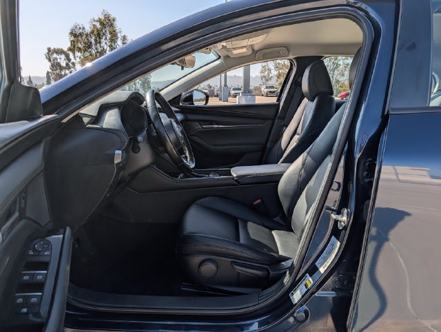 Used 2025 MAZDA MAZDA3 s FWD image 10