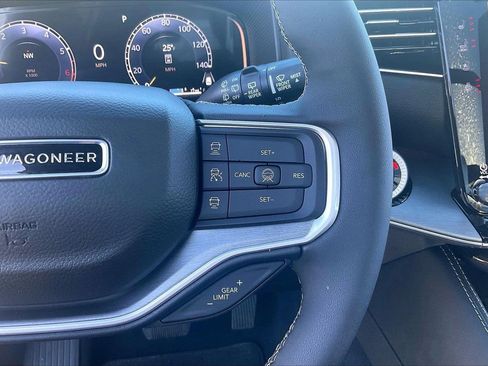 New 2026 Jeep Grand Wagoneer Limited w/ Premium Group II image 32