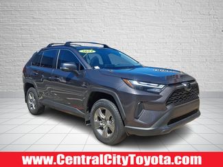 Used 2024 Toyota RAV4 XLE w/ Convenience Package FWD video 1
