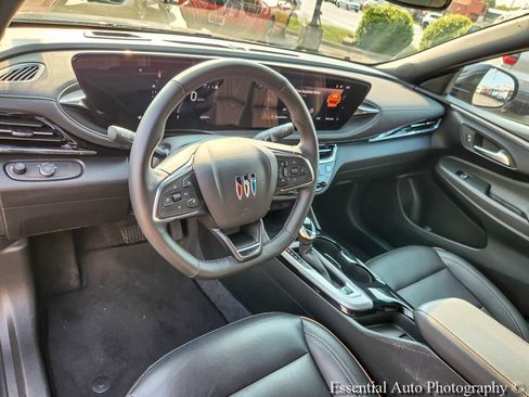 Used 2025 Buick Envista Avenir FWD image 8