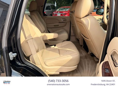 Used 2013 Cadillac Escalade Luxury AWD/4WD image 15