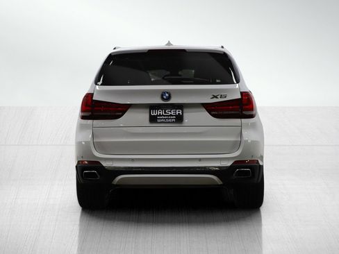 Used 2017 BMW X5 xDrive50i image 4