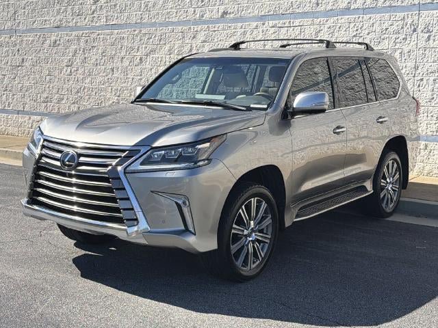 Used 2017 Lexus LX 570 4WD w/ Luxury Package image 3